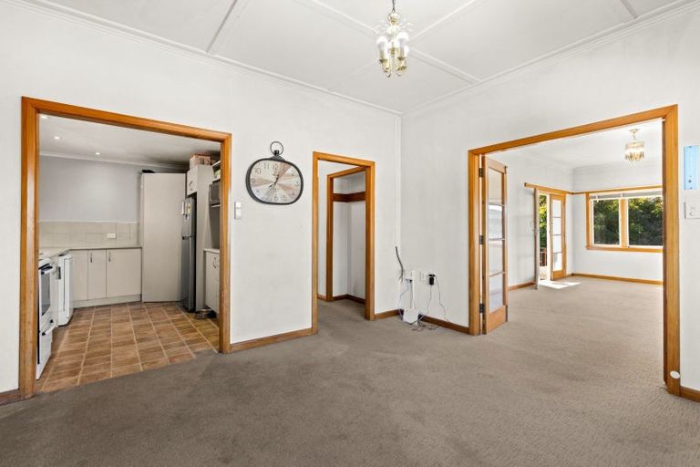 Photo of property in 901 Heretaunga Street East, Parkvale, Hastings, 4122