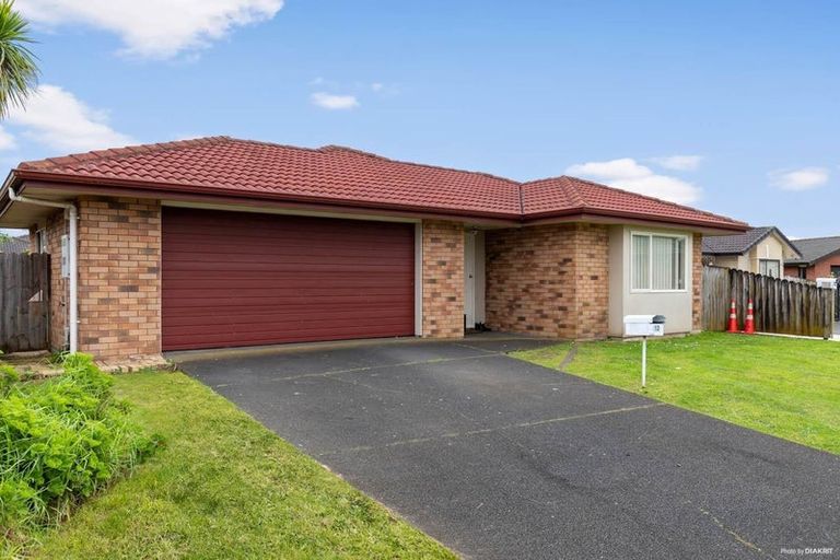 Photo of property in 12 Rock Daisy Crescent, Mangere, Auckland, 2022