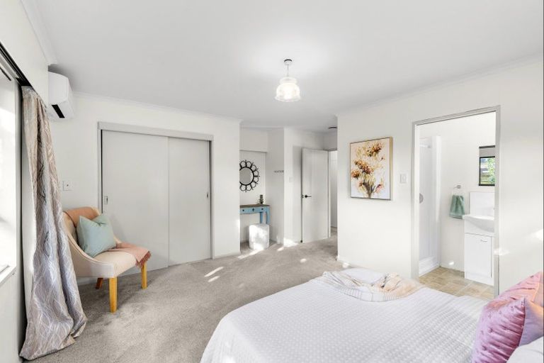 Photo of property in 31 Akaroa Avenue, Awapuni, Palmerston North, 4412