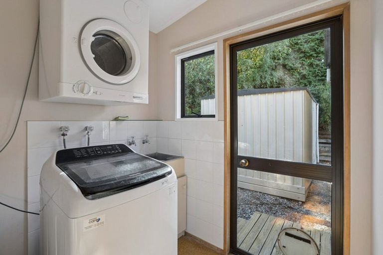 Photo of property in 36 Greenstone Place, Fernhill, Queenstown, 9300
