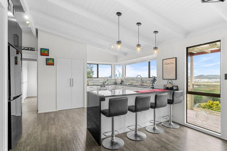 Photo of property in 23 Tanekaha Drive, Parahaki, Whangarei, 0112