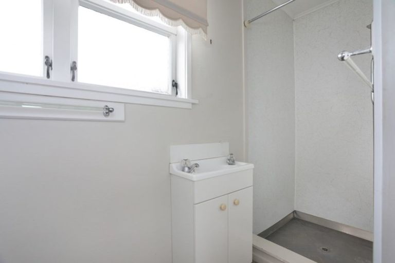 Photo of property in 2 Signal Street, Marton, 4710