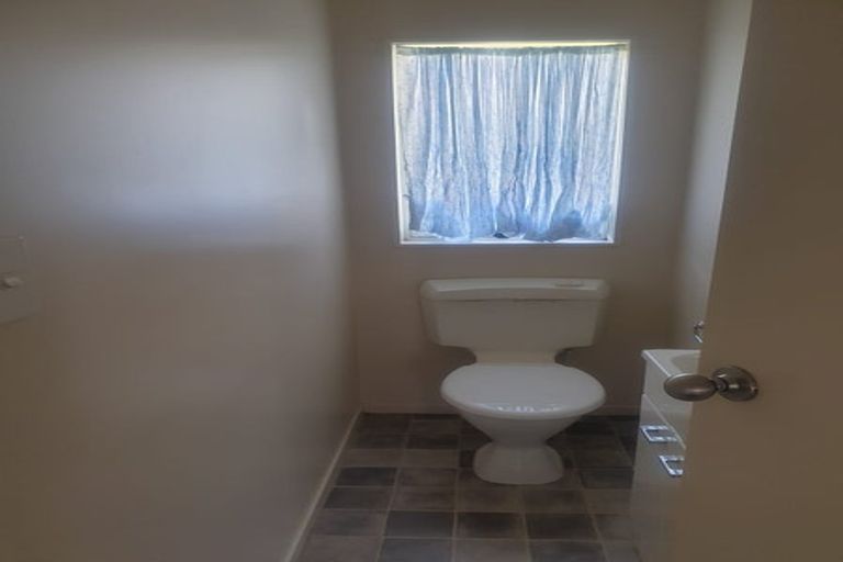 Photo of property in 168 Birkdale Road, Birkdale, Auckland, 0626