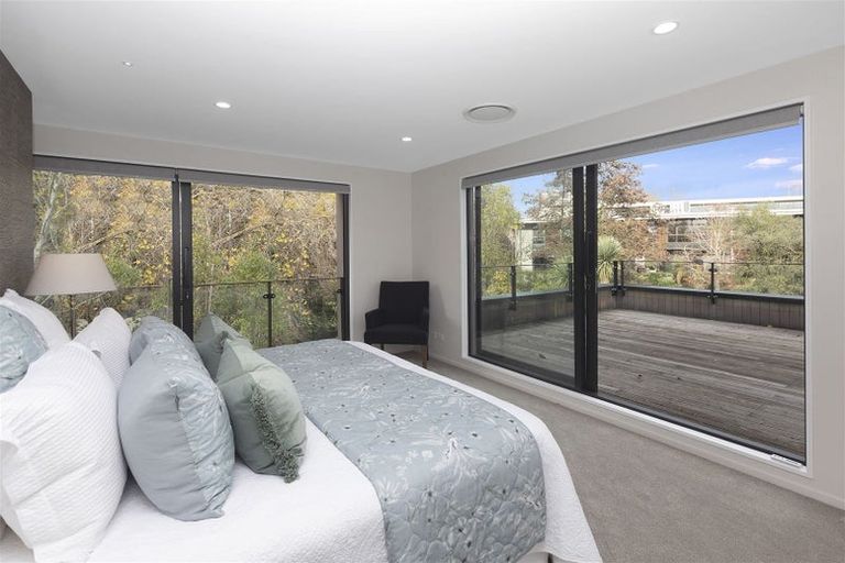 Photo of property in 7 Wood Lane, Fendalton, Christchurch, 8014