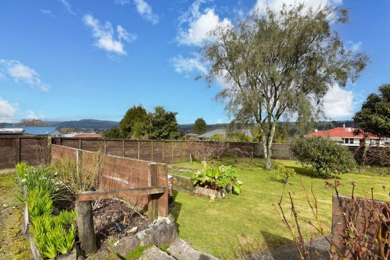 Photo of property in 58 Thomas Crescent, Western Heights, Rotorua, 3015
