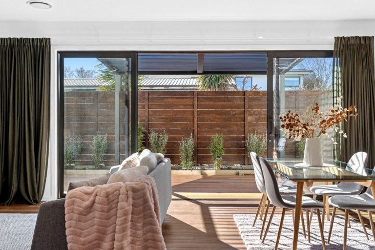 Photo of property in 28 Orient Street, Cromwell, 9310