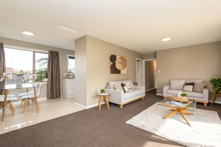Photo of property in 9 Hurst Place, Parklands, Christchurch, 8083