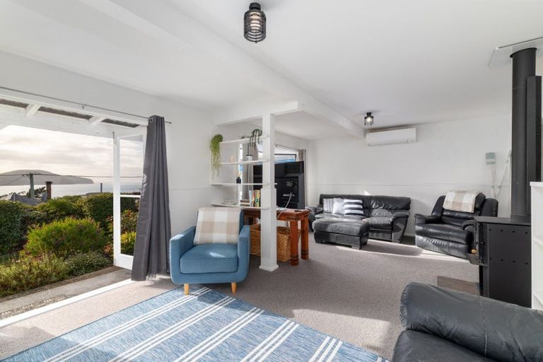 Photo of property in 17 Purau Avenue, Diamond Harbour, 8972