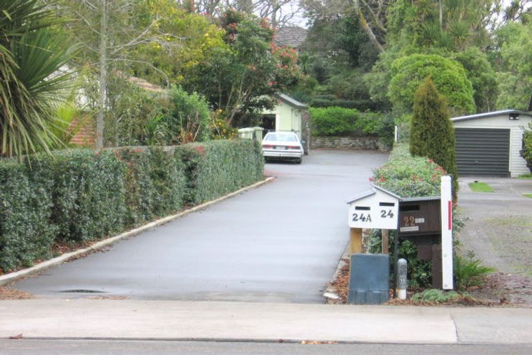 Photo of property in 26 Pahiatua Street, Hokowhitu, Palmerston North, 4410