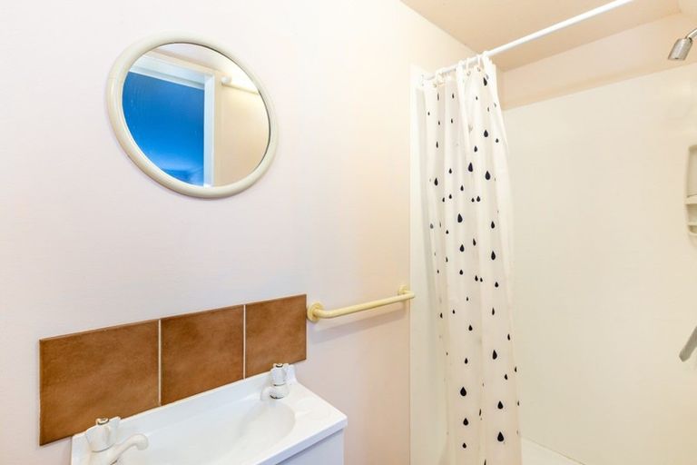 Photo of property in 2/22 Korimako Road, Waipahihi, Taupo, 3330