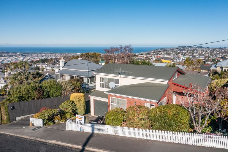 Photo of property in 12 Bellevue Street, Belleknowes, Dunedin, 9011