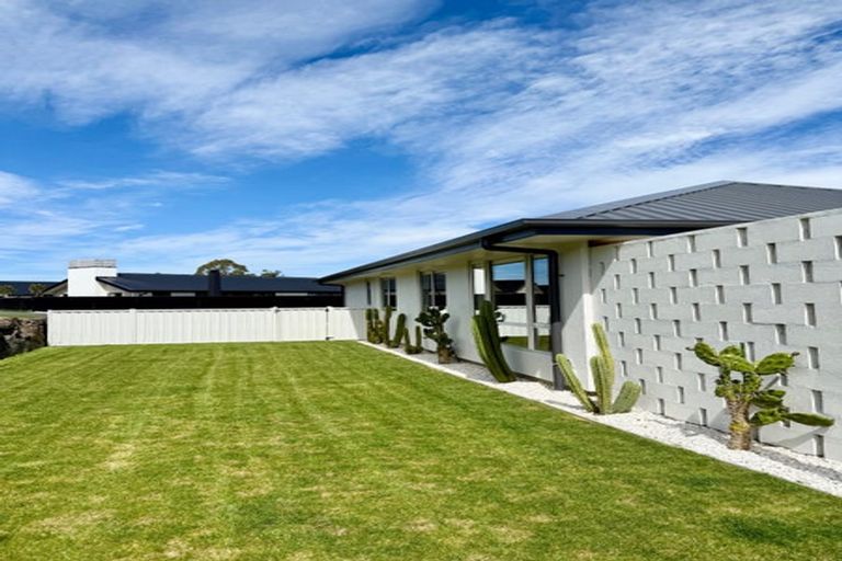 Photo of property in 41 Meadowstone Street, Gleniti, Timaru, 7910