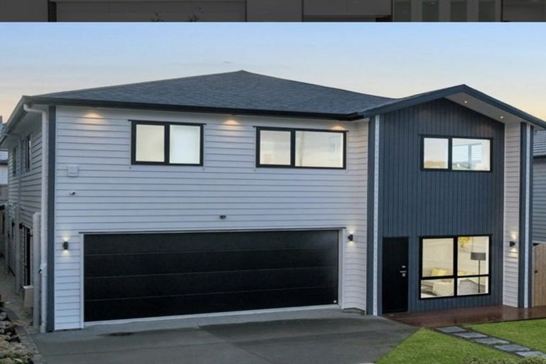 Photo of property in 48 Elevation Street, Flat Bush, Auckland, 2019