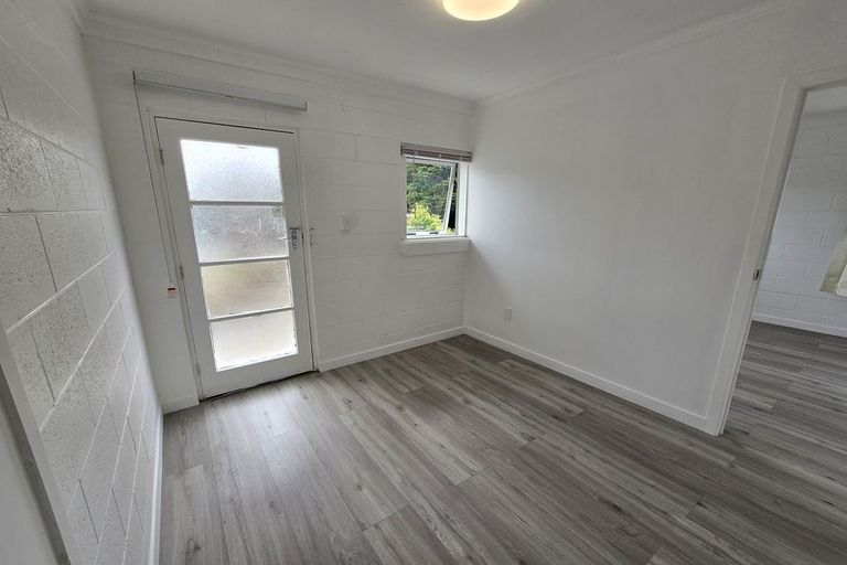 Photo of property in 53 Holland Road, Hillcrest, Auckland, 0627