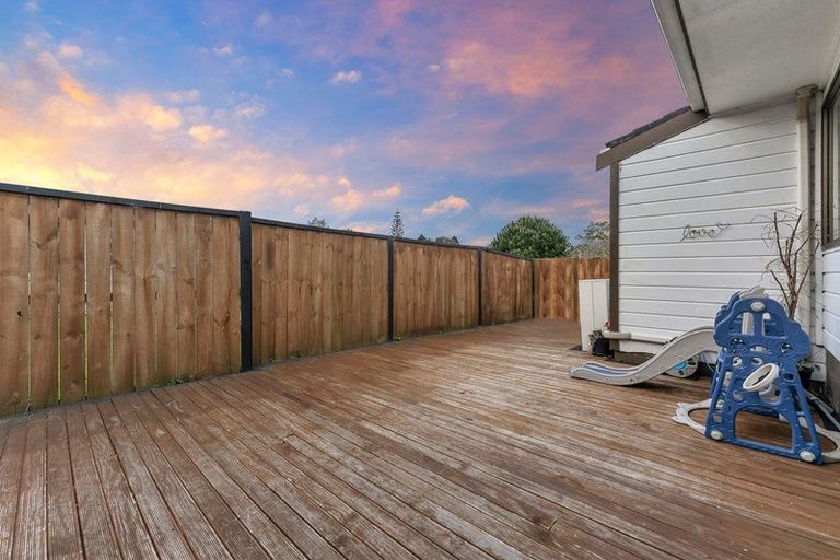 Photo of property in 3/21 Northall Road, New Lynn, Auckland, 0600
