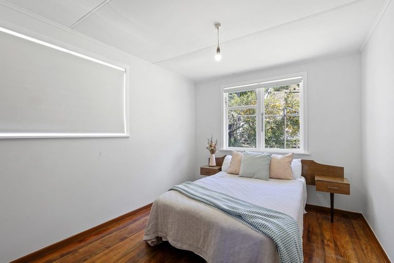 Photo of property in 12 Regent Place, Blagdon, New Plymouth, 4310