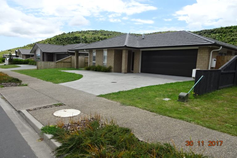 Photo of property in 267 Lakes Boulevard, Pyes Pa, Tauranga, 3112