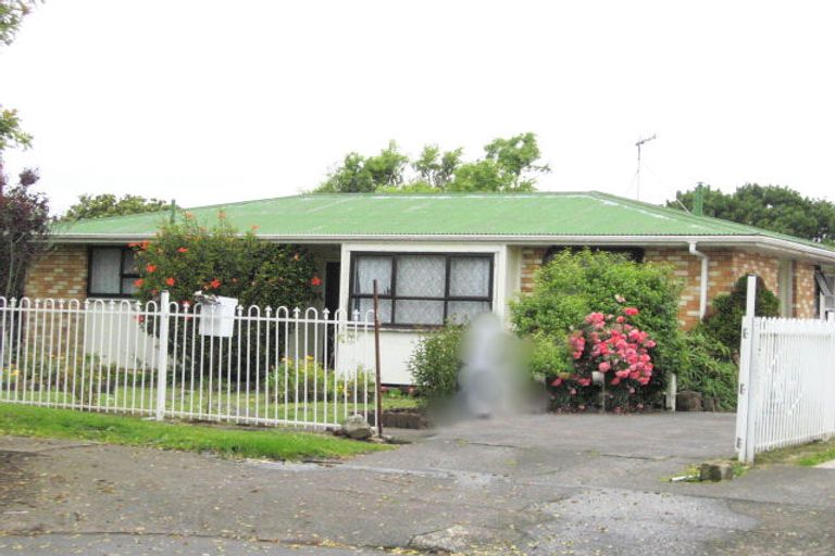 Photo of property in 29 Molesworth Place, Mangere, Auckland, 2022