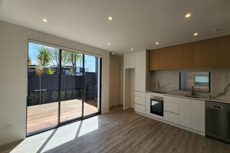 Photo of property in 50c Whiteleigh Avenue, Addington, Christchurch, 8024