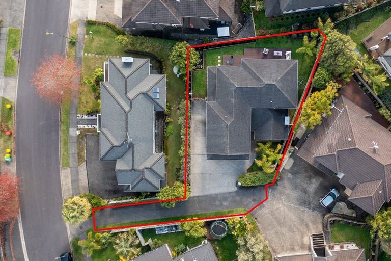 Photo of property in 13 Pin Oak Drive, Schnapper Rock, Auckland, 0632