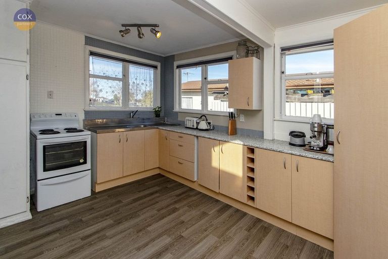 Photo of property in 18 Freyberg Avenue, Tamatea, Napier, 4112