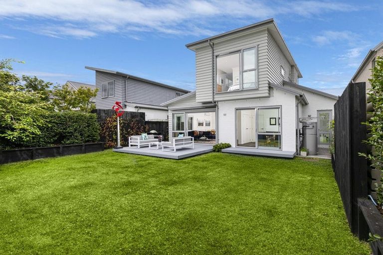 Photo of property in 19 Harakeke Road, Hobsonville, Auckland, 0616