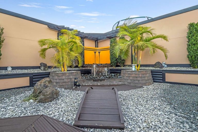 Photo of property in 37 Magellan Rise, Flagstaff, Hamilton, 3210