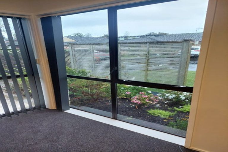 Photo of property in 10/482 Hibiscus Coast Highway, Orewa, 0931