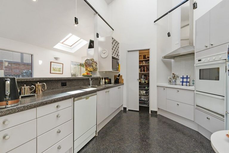 Photo of property in 25 Munro Place, Flagstaff, Hamilton, 3210