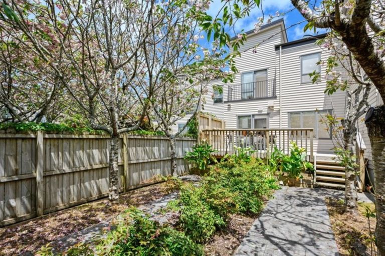 Photo of property in 182 Dawson Road, Flat Bush, Auckland, 2023