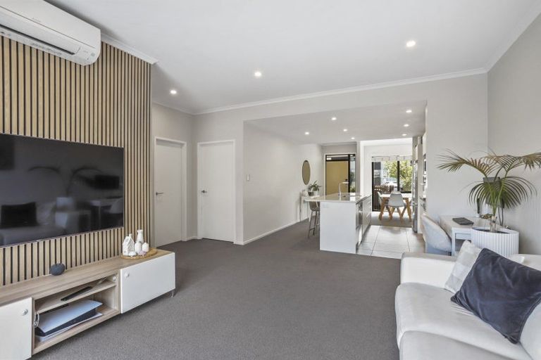Photo of property in 17 Eyton Kay Road, Hobsonville, Auckland, 0616