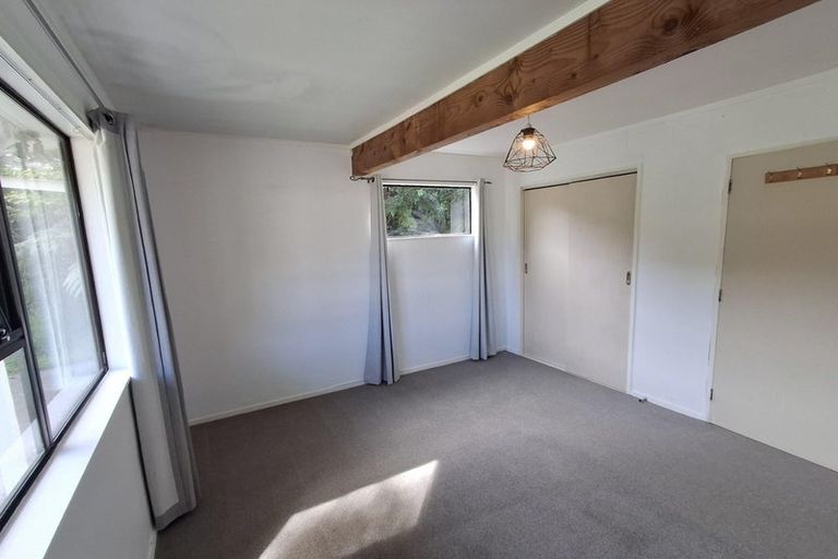 Photo of property in 3 Hazlewood Avenue, Karori, Wellington, 6012