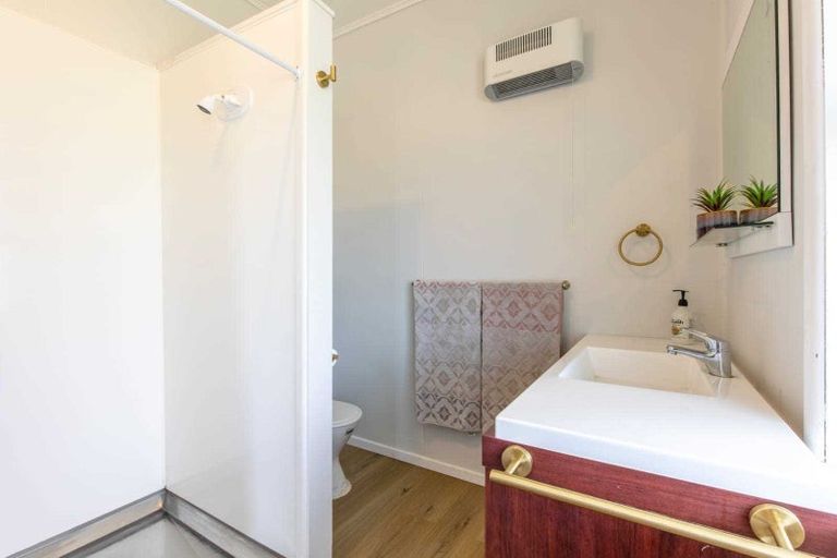 Photo of property in Dippers Halll, 28 Bell Street, Otane, 4202