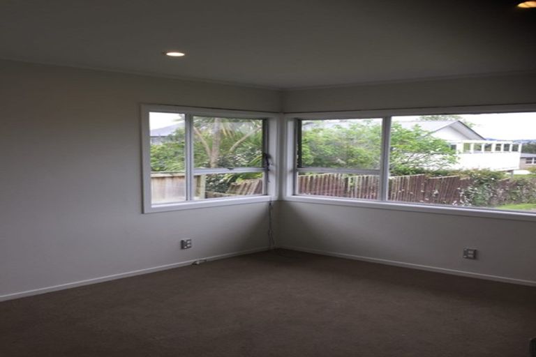 Photo of property in 7 Edgewood Way, Henderson, Auckland, 0612