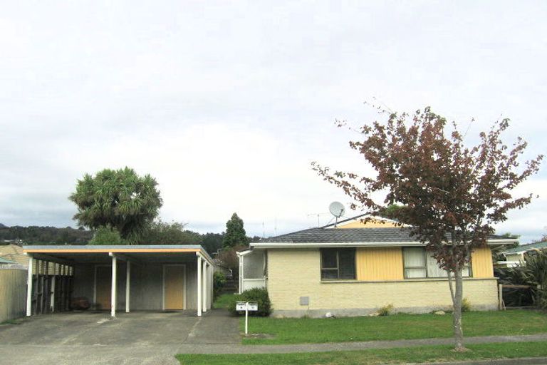 Photo of property in 2/14 Clouston Park Road, Ebdentown, Upper Hutt, 5018
