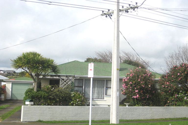 Photo of property in 135 Ngamotu Road, Spotswood, New Plymouth, 4310
