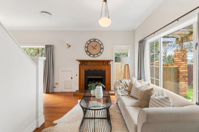 Photo of property in 33 Churchill Road, Cockle Bay, Auckland, 2014