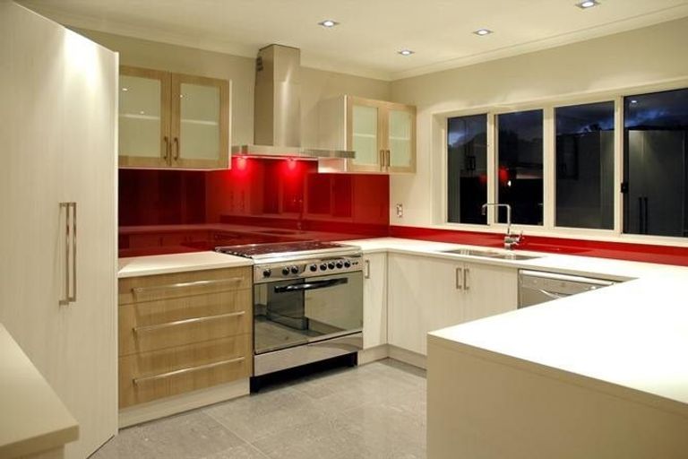 Photo of property in 21 Leburn Crescent, Flat Bush, Auckland, 2016