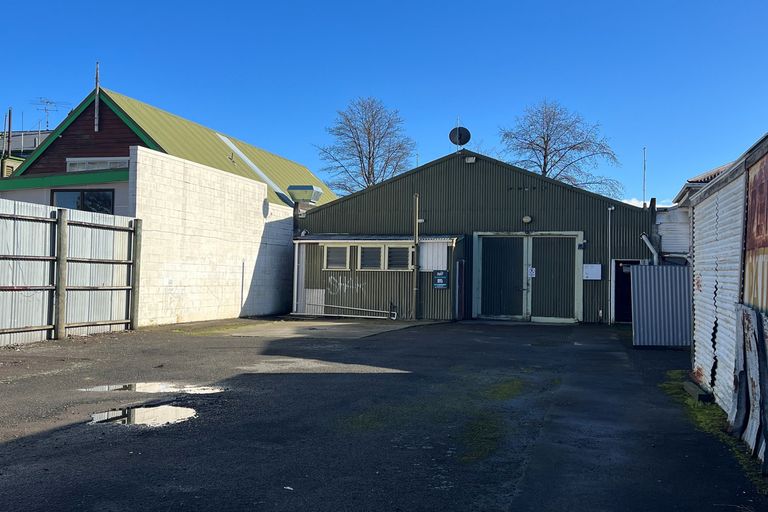 Photo of property in 21 Queen Street, Mount Victoria, Wellington, 6011