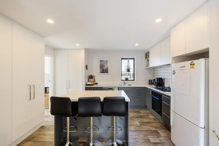 Photo of property in 2/19 Tensing Place, Sockburn, Christchurch, 8042