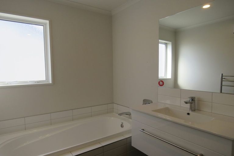 Photo of property in 11 George Square West, Wigram, Christchurch, 8025