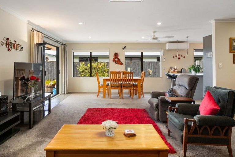 Photo of property in 10 Merrimana Drive, Thames, 3500