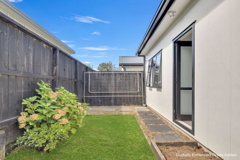 Photo of property in 29 Liberation Road, Papakura, 2110