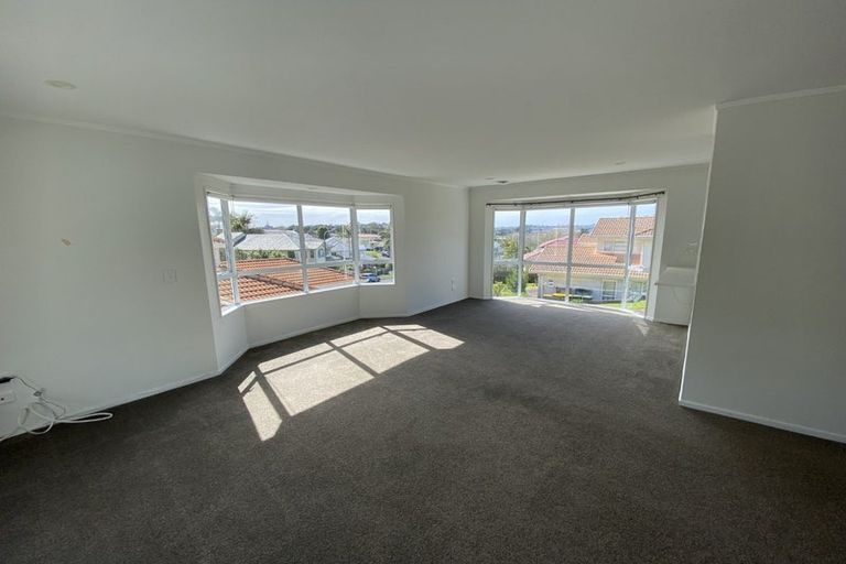 Photo of property in 12 Alice Place, Hillcrest, Auckland, 0627