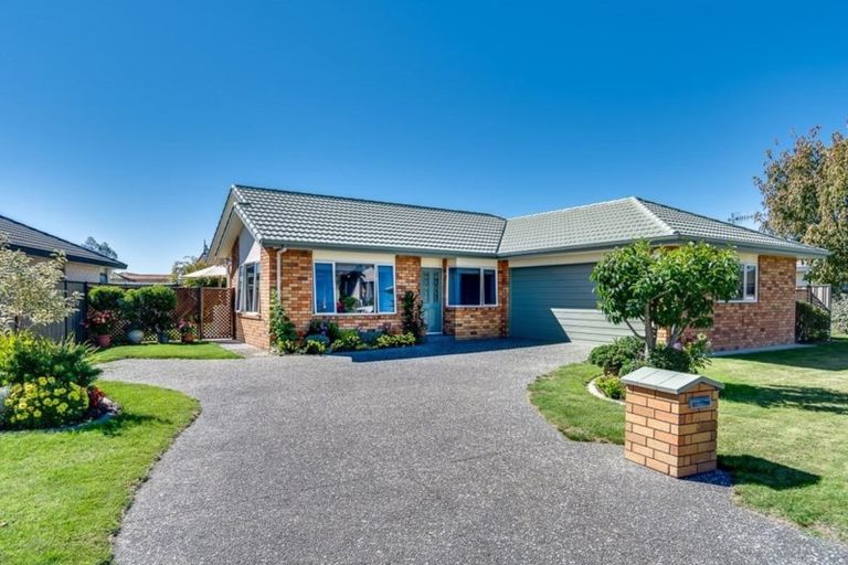 Photo of property in 7 Forbury Way, Taradale, Napier, 4112