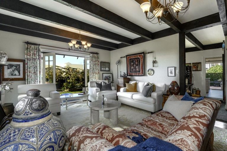 Photo of property in 16 Hinewa Road, Otumoetai, Tauranga, 3110