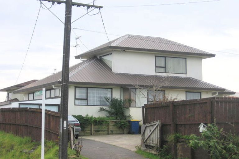 Photo of property in 255 Don Buck Road, Massey, Auckland, 0614
