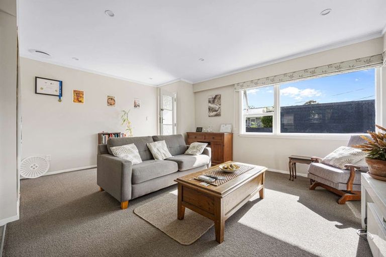 Photo of property in 1/8 Derwent Lee Grove, Epuni, Lower Hutt, 5011