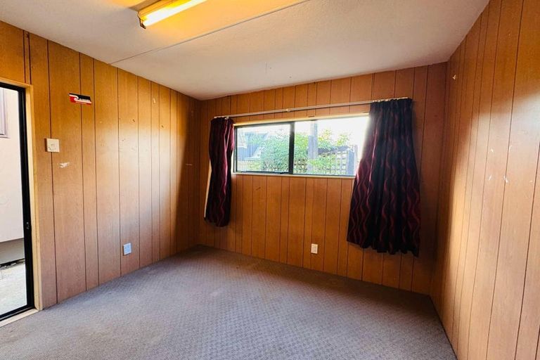 Photo of property in 4 Newland Court, Palmerston North, 4410