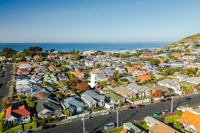Photo of property in 28 Coughtrey Street, Saint Clair, Dunedin, 9012